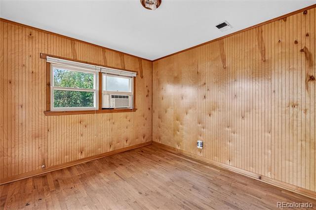 Building Photo - 5519 S Greenwood St