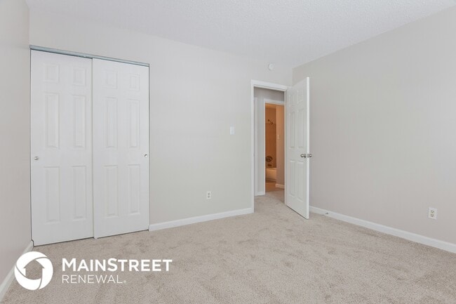 Building Photo - 2464 Wharton Ct
