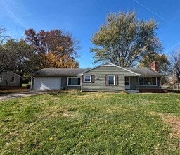 Building Photo - 110 N Heinkel Rd