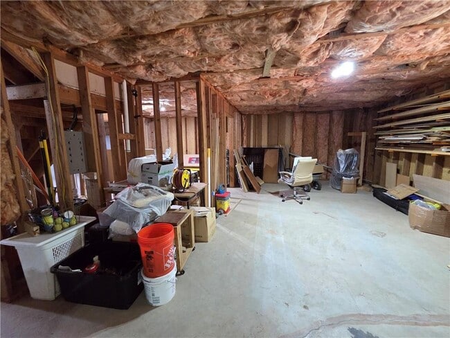 Building Photo - 1140 Foxcroft Dr