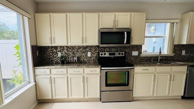 Building Photo - 1203 Sandestin Way