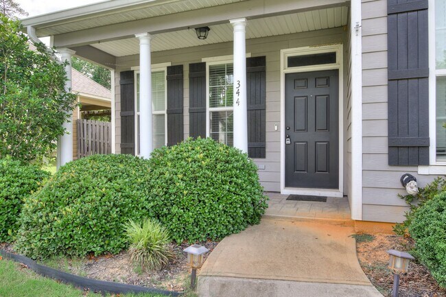 Building Photo - Beauty in Riverwood on Corner Lot!