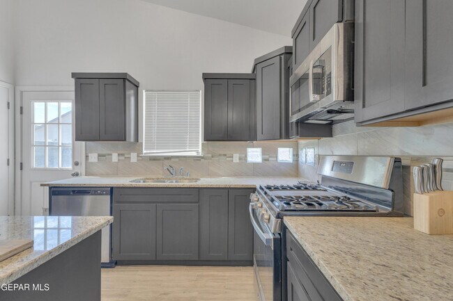 Building Photo - 14800 Sam Garcia Ave