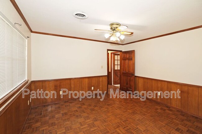 Building Photo - 21 Edgewood Ln