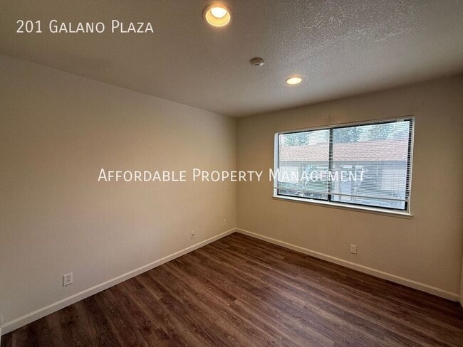 Building Photo - 201 Galano Plaza