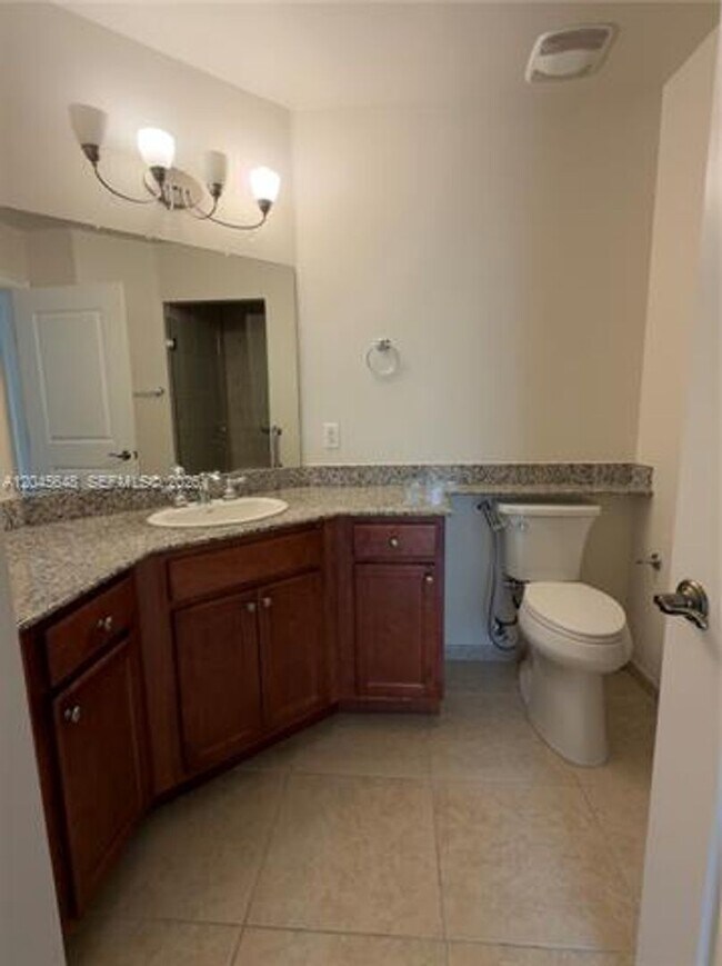 Building Photo - 16100 Emerald Estates Dr
