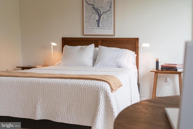 Primary Photo - 3636 16th St NW