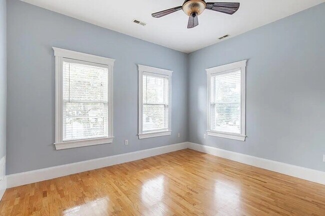 Building Photo - 88 G St