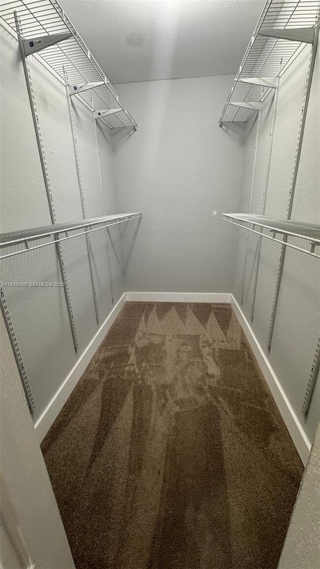 Building Photo - 14962 SW 9th Terrace