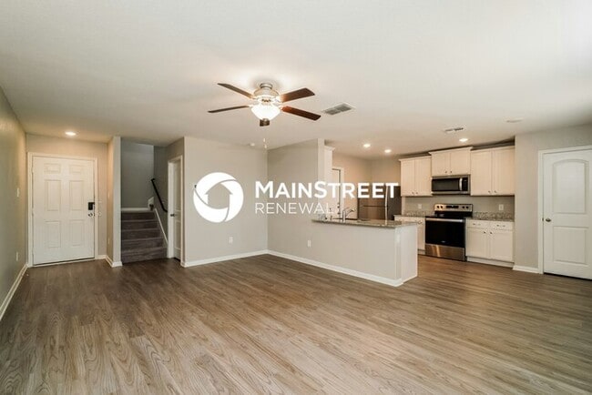 Building Photo - 3 Bedroom Pet-Friendly Home in San Antonio, TX with Main Street Renewal