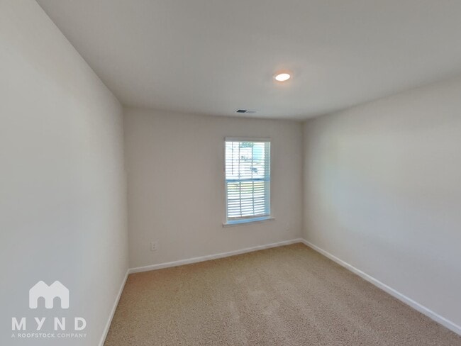 Building Photo - 5102 Hyrule Dr