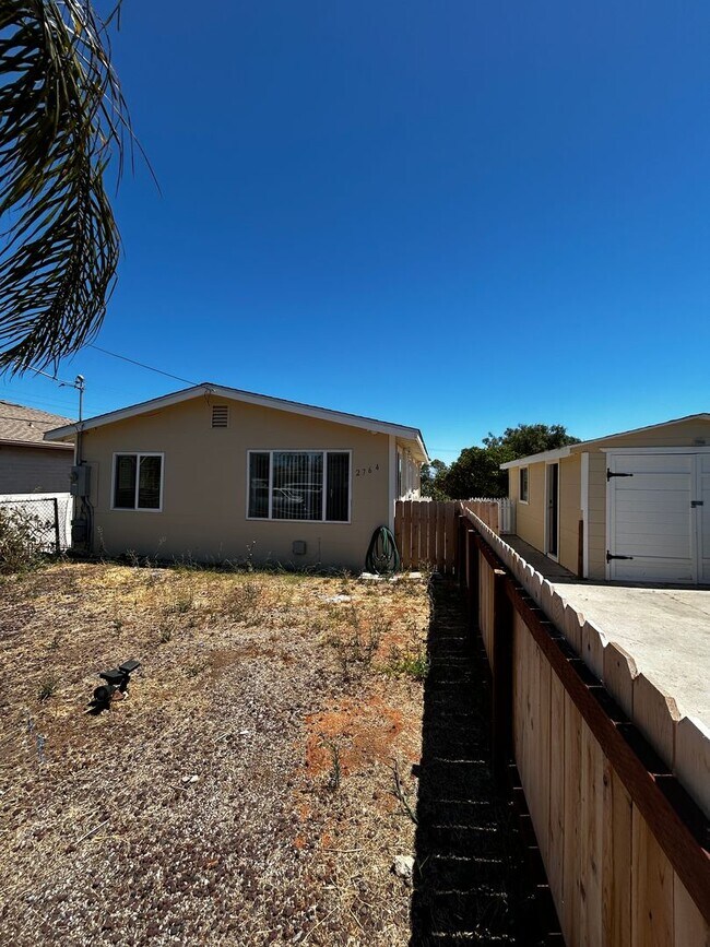 Building Photo - 2764 Wilma St