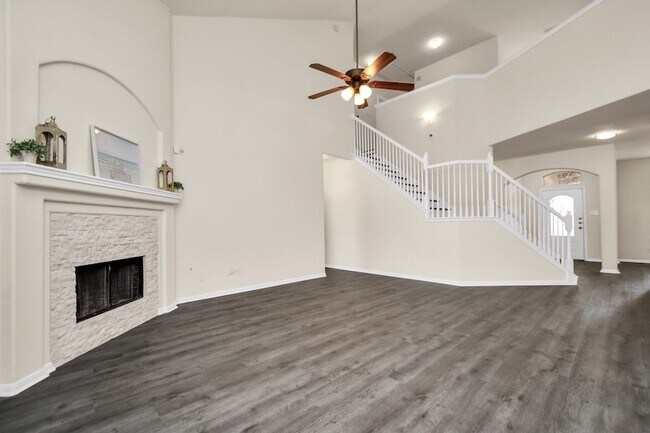 Building Photo - 2626 Orchard Creek Ln