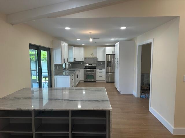 Building Photo - 14040 Paddock Dr