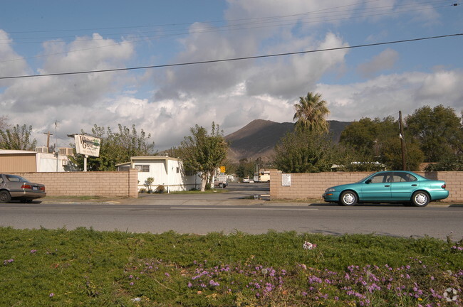 Building Photo - Walnut Grove Mobile Estates