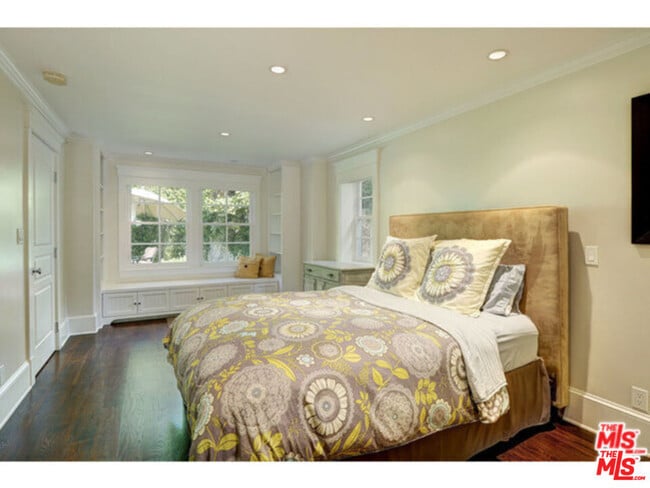 Building Photo - 334 Oceano Dr