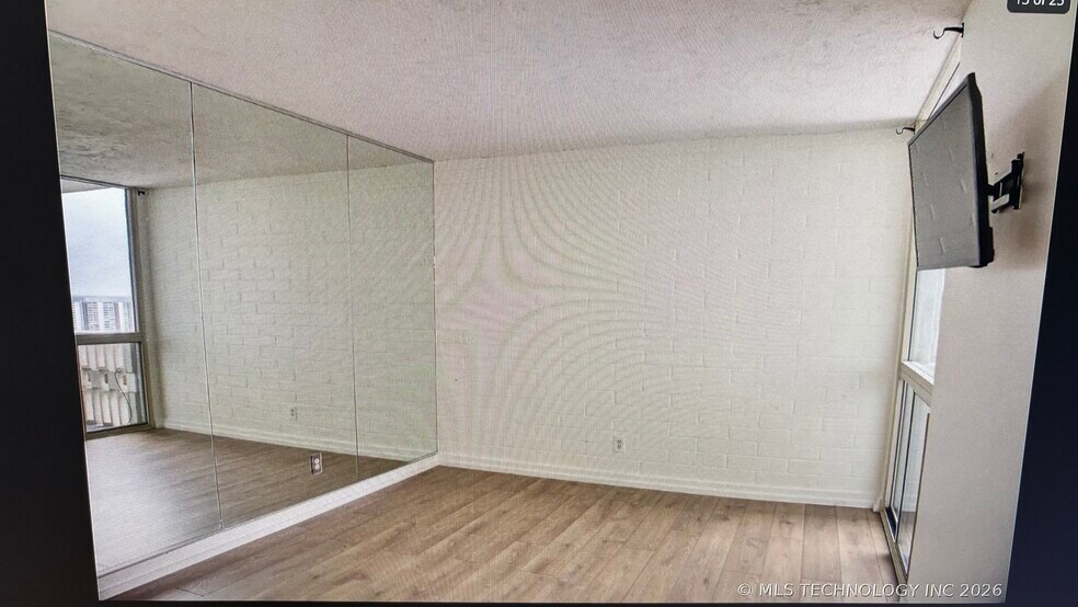 Building Photo - 1502 S Boulder Ave