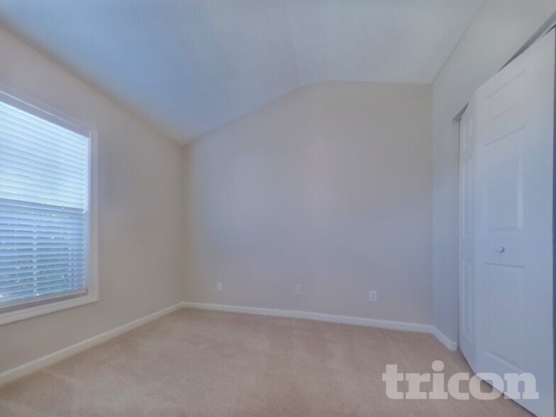 Building Photo - 7302 Silver Mine Ct