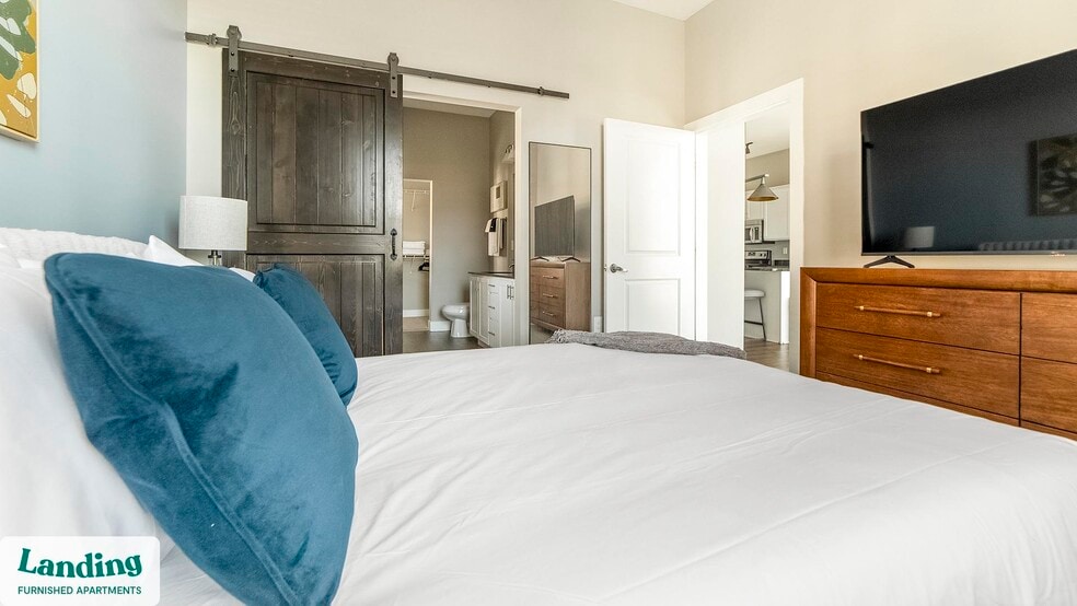 Building Photo - 41 E 9th Ave