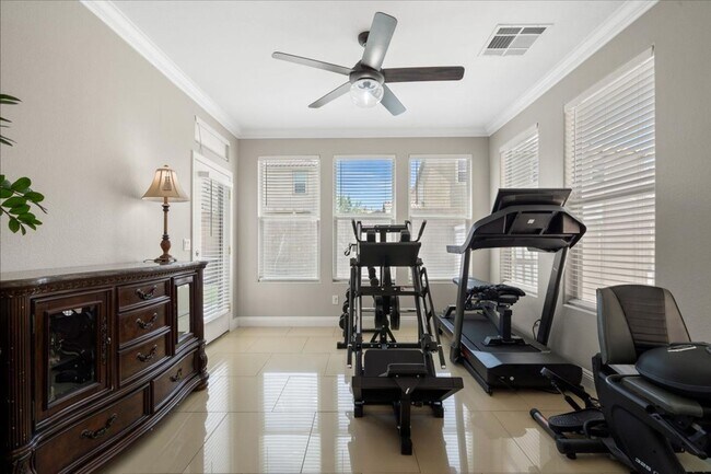 Building Photo - Luxurious, Exceptional Entertaining 5 Bedroom Home Featuring Expansive Indoor-Outdoor Living