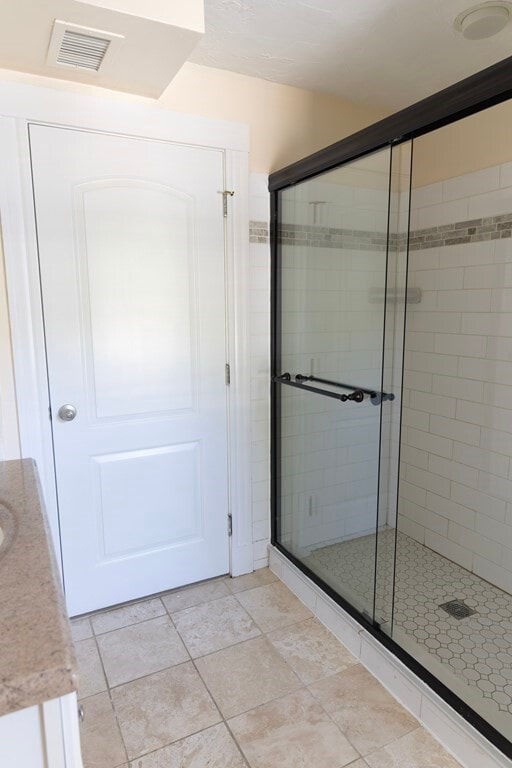 Building Photo - 198 School St