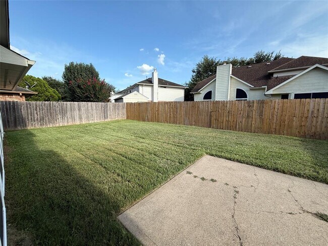 Building Photo - 15615 Lost Maples Dr