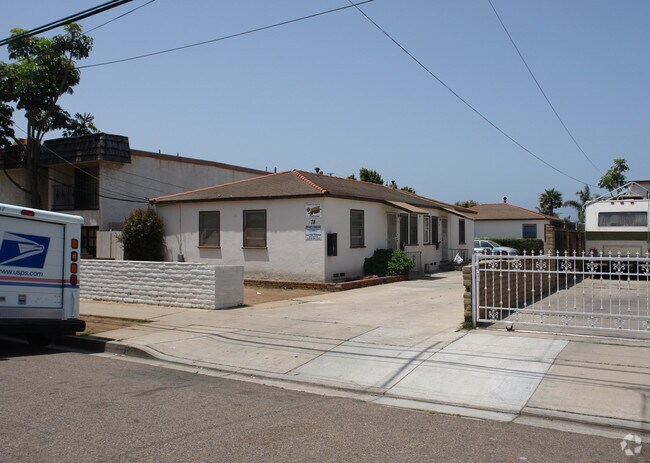 Primary Photo - 78 Oaklawn Ave