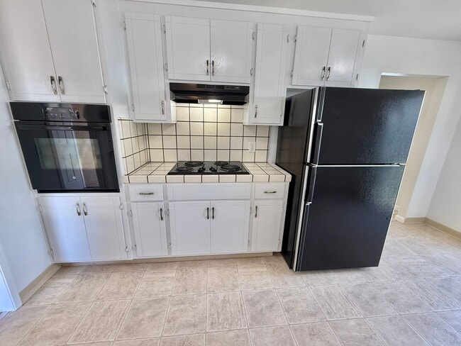 Building Photo - Willow Glen/Cambrian duplex - Beautifully ...