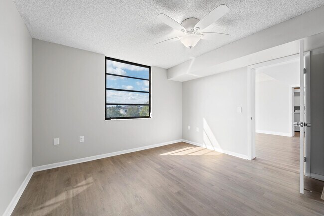 Building Photo - 3636 Whitehall Dr