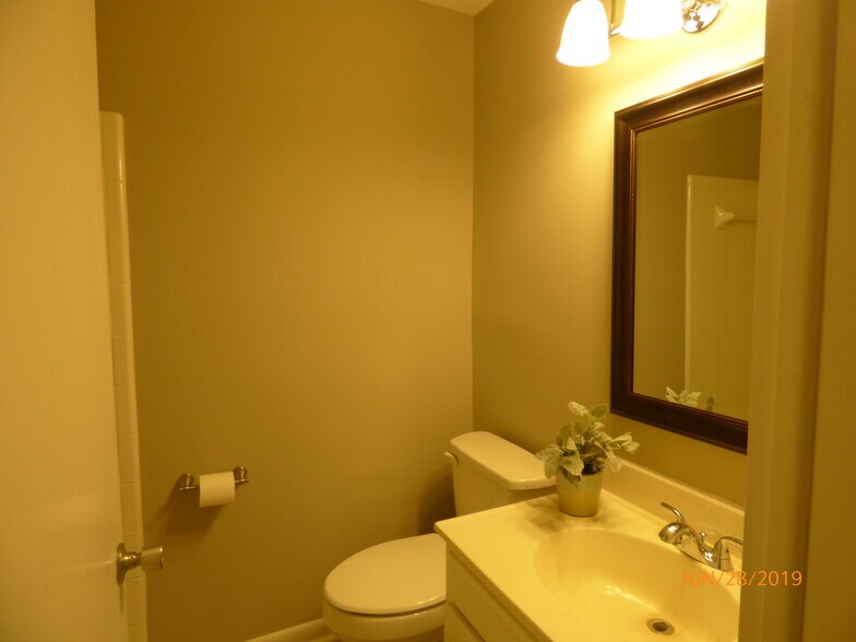 Full Bath #1 - 214 S Smithfield Rd