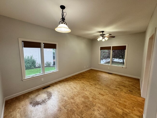Building Photo - Welcome Home – Spacious East Side Living w...