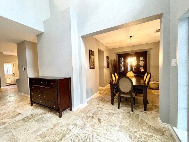 Entryway and Dining Room - 11519 Brae Hill
