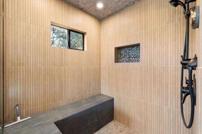 Building Photo - 30 Sycamore Canyon Rd