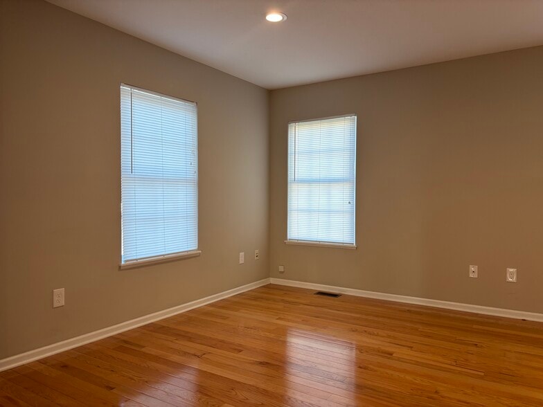 Living Room - 1913 E 86th St