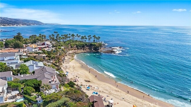 Building Photo - 1290 N Coast Hwy