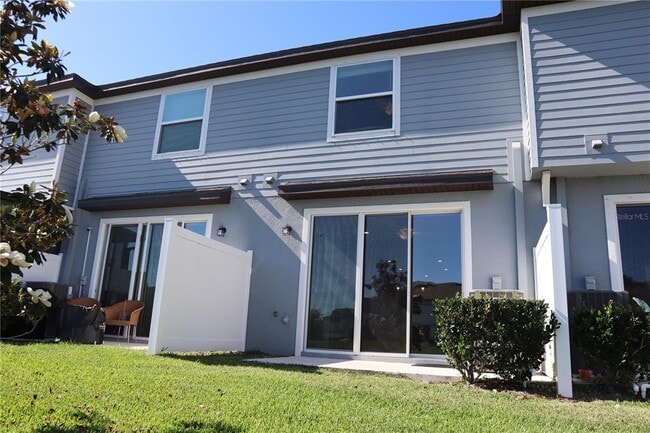Building Photo - 19630 Shady Oak Dr