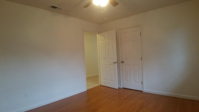 Building Photo - 6217 Almond Ave