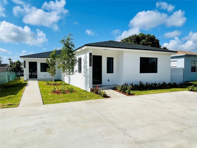 Building Photo - 12132 SW 218th St