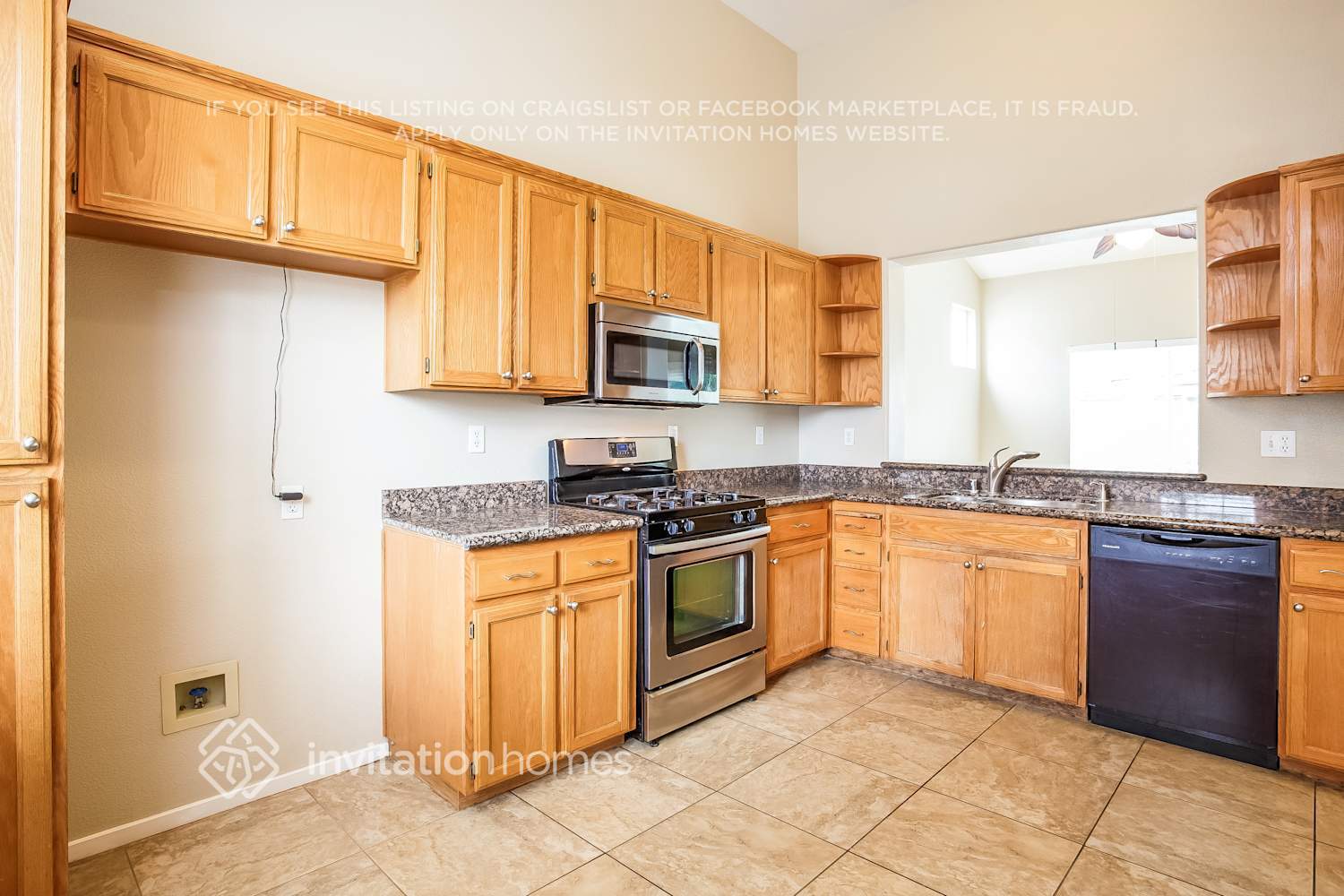 Building Photo - 2547 Foghorn Way
