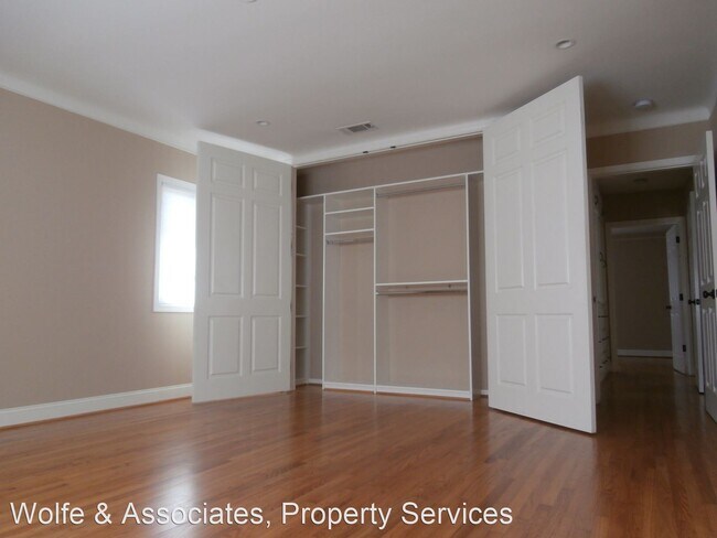 Building Photo - 3 br, 2 bath House - 1595 Miramar Lane