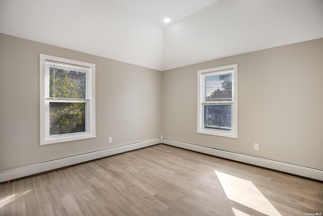 Building Photo - 29 Haab Ave