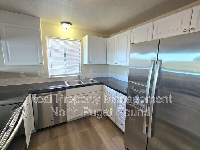 Building Photo - 228 N Stillaguamish Ave