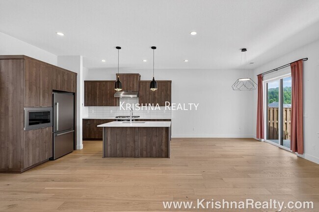 Building Photo - 7802 NW 156th Ter