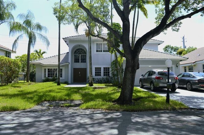 Primary Photo - 3701 Starboard Ave