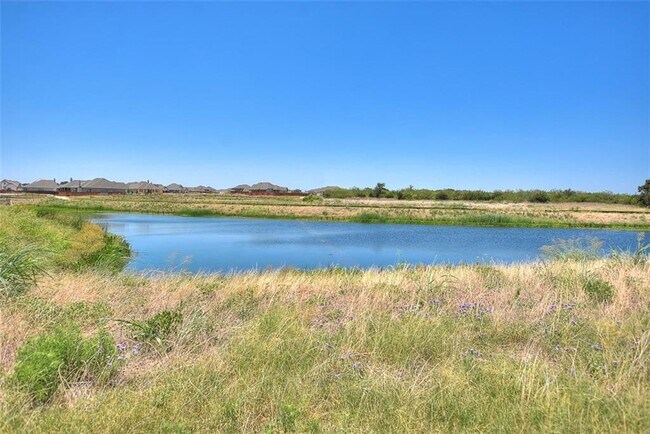 Building Photo - 1449 Morning View Rd