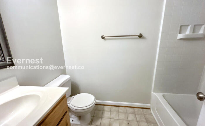 Building Photo - 15522 Horseshoe Ln