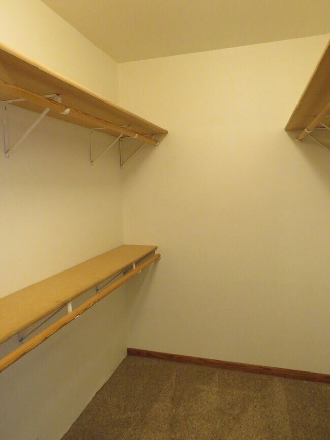 Building Photo - 1110 N 22nd St