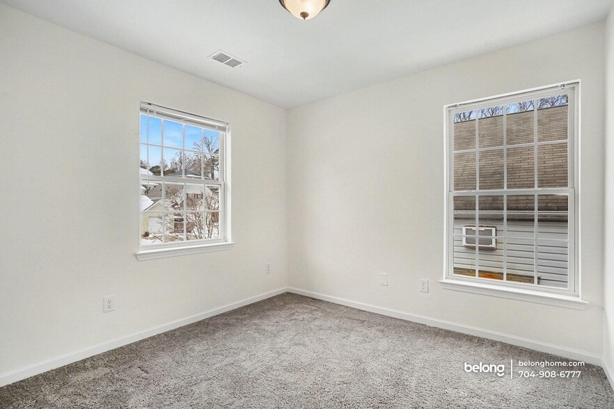 Building Photo - 3123 Glen Robin Ct