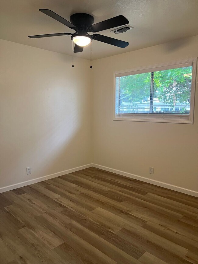 Building Photo - ALL NEW...Flooring/Fixtures/Paint...MUST SEE!