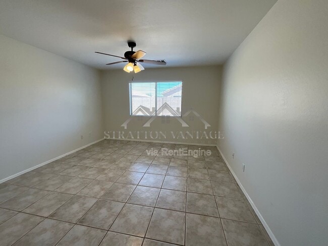 Building Photo - 16612 W Cottonwood St
